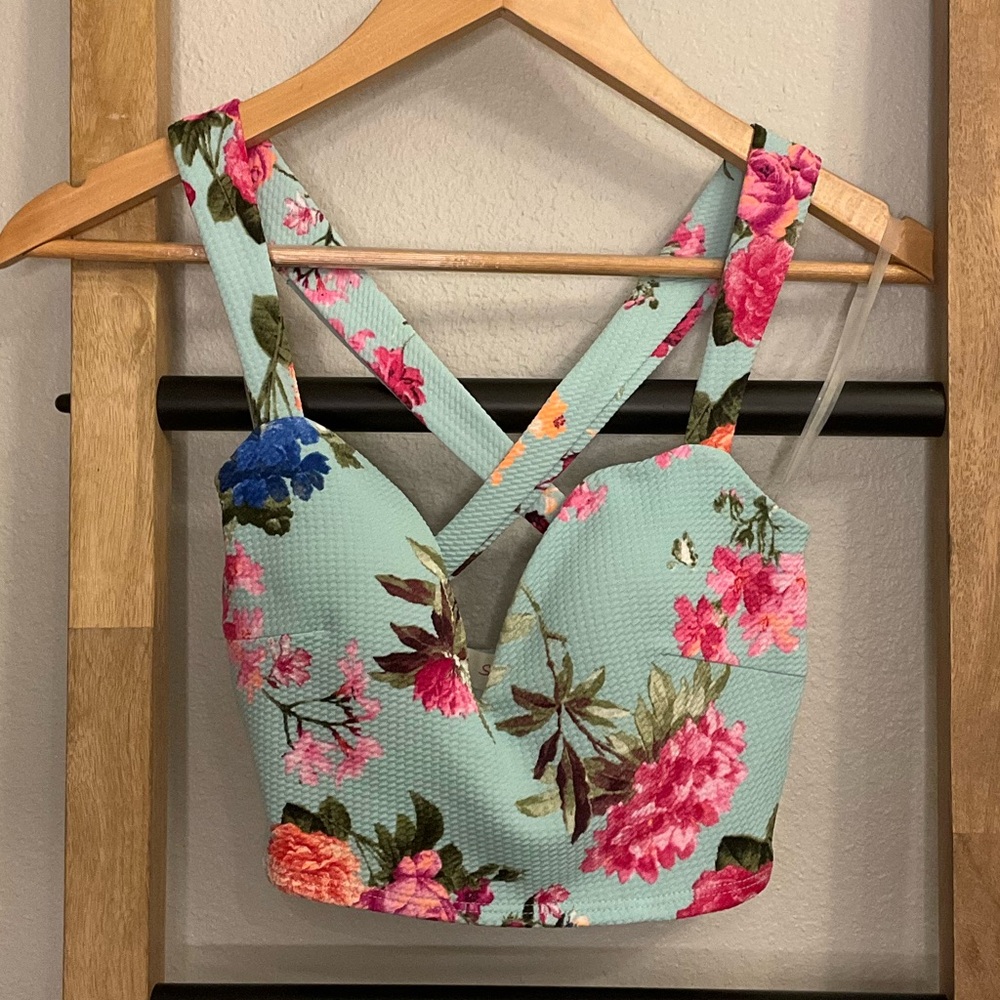 Sarah La Floral Cropped Top